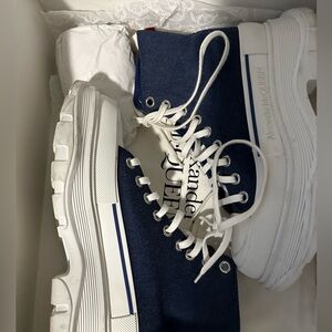 Alexander McQueen Sneaker